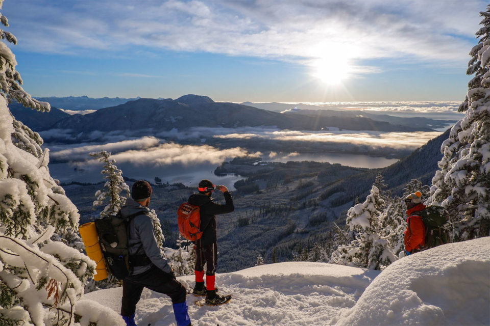 Miles’ Good Night 2021 Campout: Snowshoepacking Walt Hill