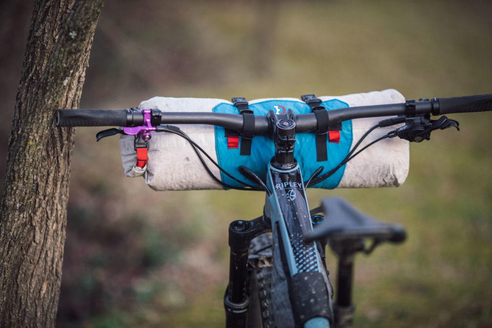 Revelate Pronghorn handlebar harness